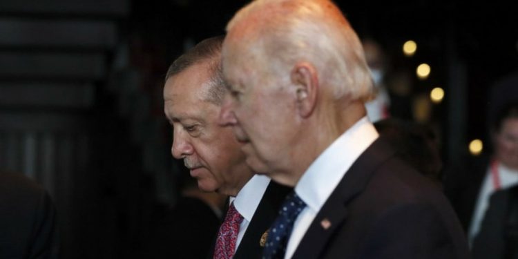 Amerikan gazetesinden, Ankara’ya baskı uygulayın çağrısı