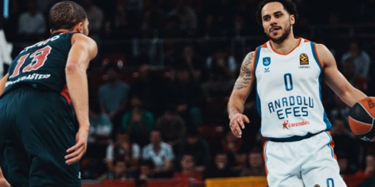 Anadolu Efes, Baskonia’ya mağlup oldu