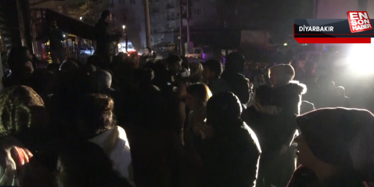 Diyarbakır’da mağazanın gece başlattığı kampanyada izdiham yaşandı