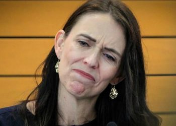 İstifa kararı alan Yeni Zelanda Başbakanı Jacinda Ardern konuştu