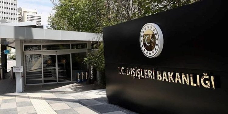 İsveç Büyükelçisi Dışişleri Bakanlığı’na çağrıldı