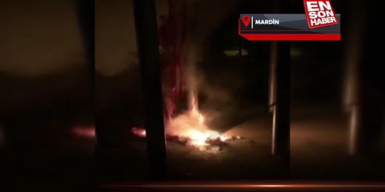 Mardin’de oyun parkını ateşe verdiler