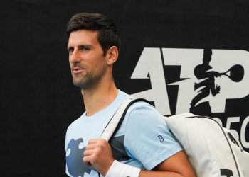 Novak Djokovic, antrenman maçını yarıda bıraktı