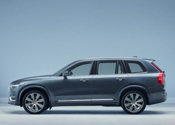 Volvo, ücretli abonelik sistemini desteklemiyor